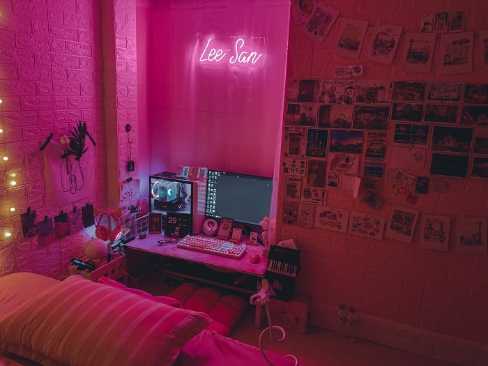 Trang trí phòng ngủ đẹp cho nữ giới với loại đèn led trang trí