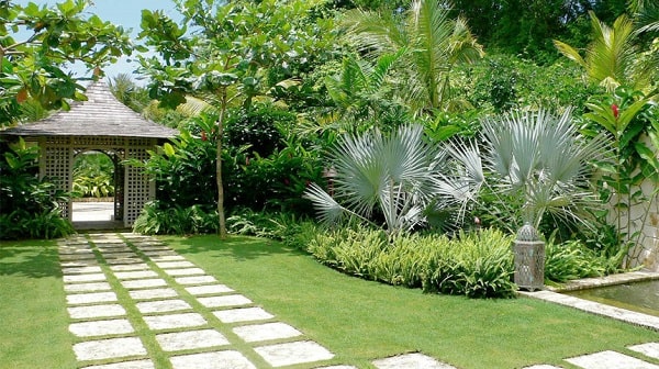 thiết kế sân vườn đẹp đơn giản 25
