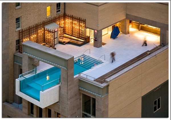 thiết kế biệt thự hiện đại có bể bơi 4