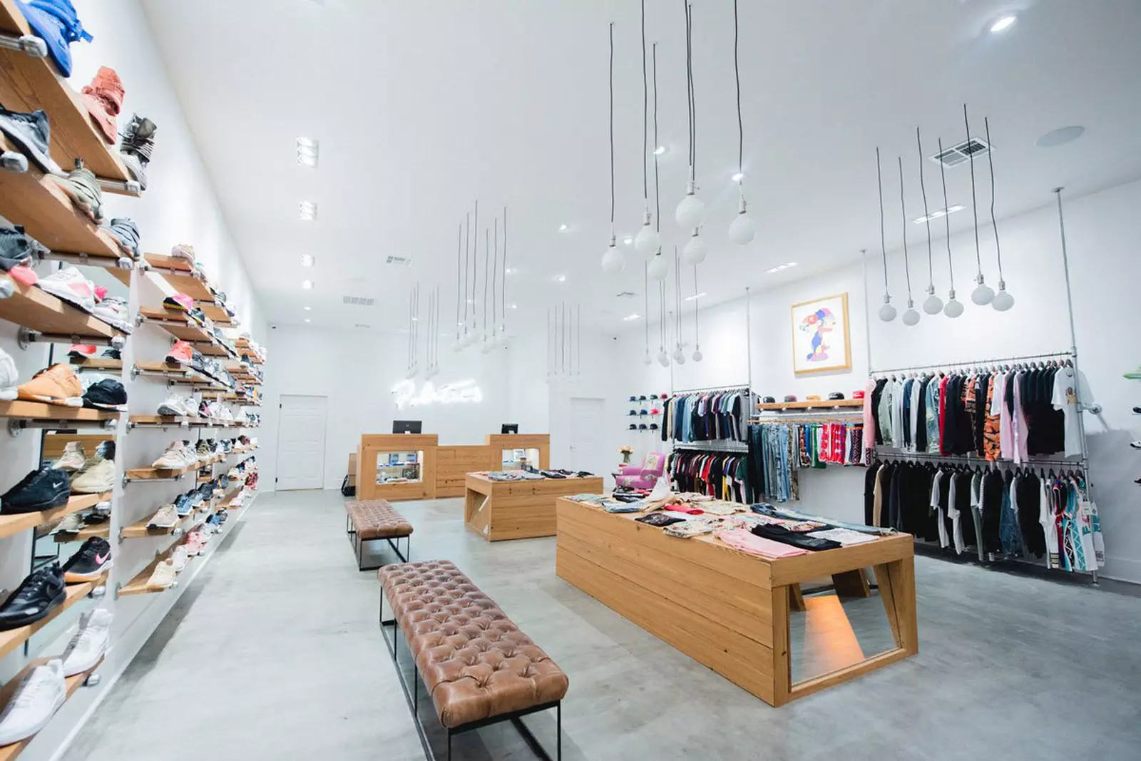 Thiet-ke-shop-giay-dep-nho-0
