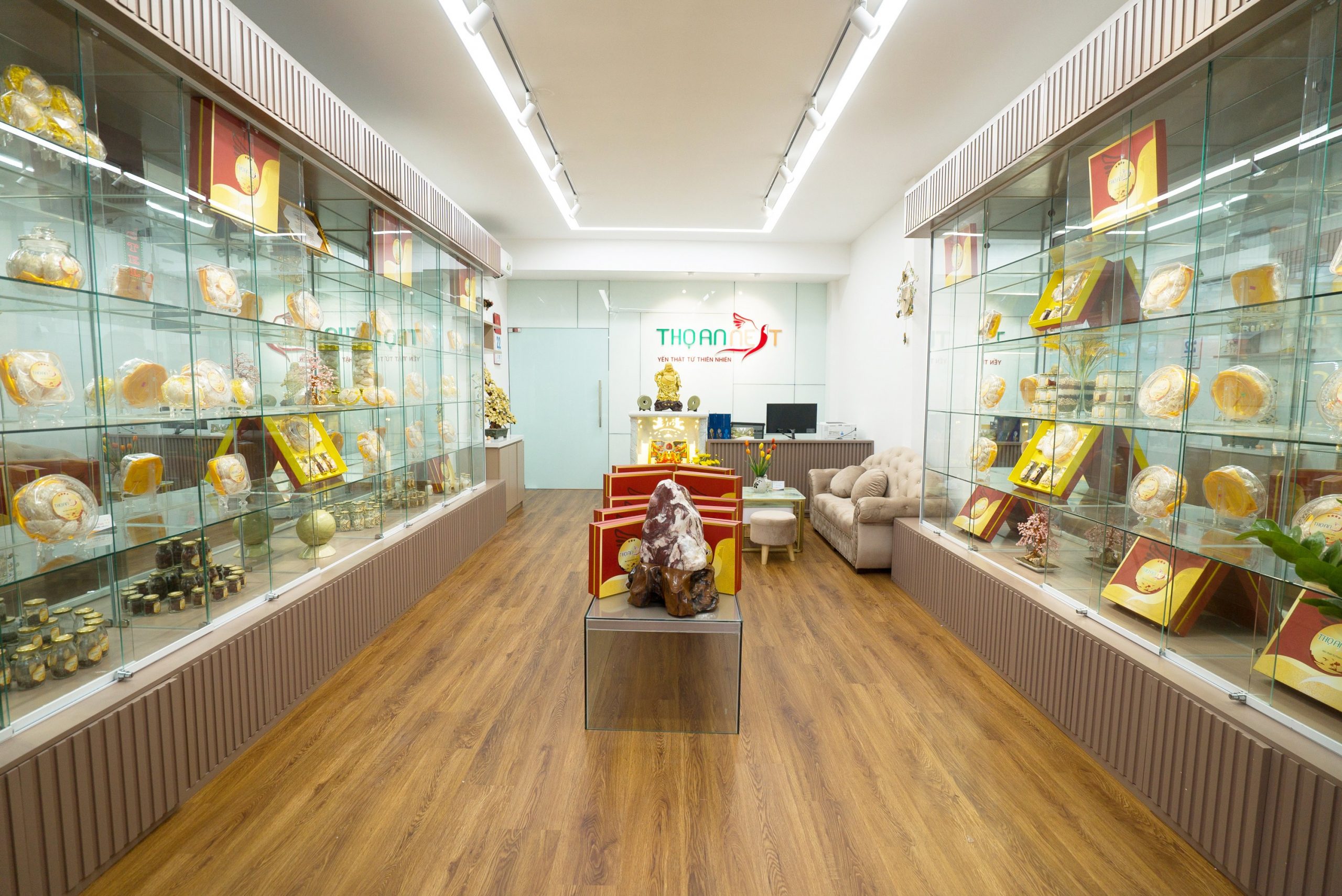 Thiet-ke-showroom-yen-sao-0